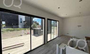 Venta Casa San Sebastián - Área 11