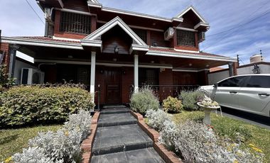 Chalet en Venta en Quilmes Oeste