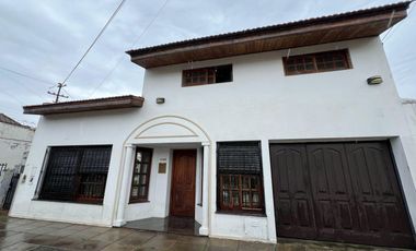 Martin Fierro 1180, Wilde ¡Excelente Casa de cuatro ambientes con piscina en Venta!