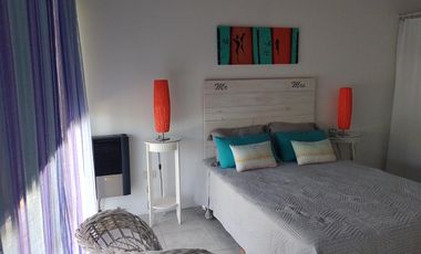 Casa en venta - 3 Dormitorios 3 Baños - Cocheras - 2.100Mts2 - Pinamar