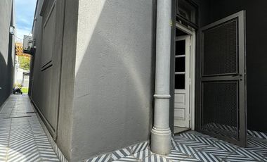Casa con Patio, pileta y quincho en Remedios De Escalada