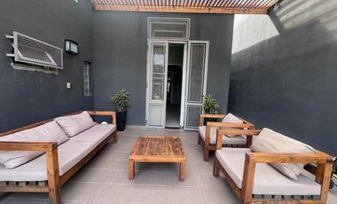 Casa con Patio, pileta y quincho en Remedios De Escalada