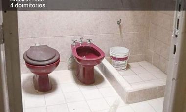 Casa 4 Dormitorio con amplio patio