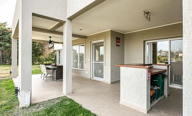 Casa en Venta en Estancias del Pilar, Pilar, GBA Norte -  4 dormitorios