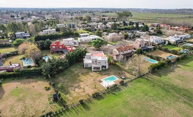 Casa en Venta en Estancias del Pilar, Pilar, GBA Norte -  4 dormitorios