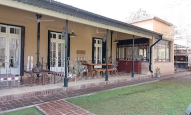 IMPORTANTE CASONA EN VENTA CLUB DE CAMPO EL MORO