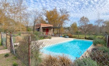 IMPORTANTE CASONA EN VENTA CLUB DE CAMPO EL MORO