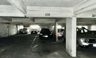 Venta.- Cochera - Centro