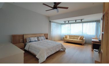 8489597 Venta Casa en el Poblado sector el Tesoro