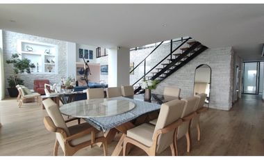8489597 Venta Casa en el Poblado sector el Tesoro