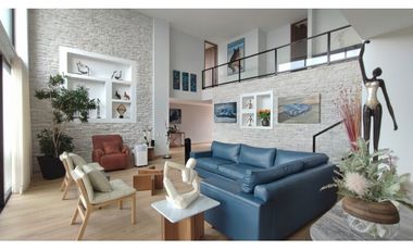 8489597 Venta Casa en el Poblado sector el Tesoro