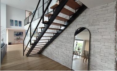 8489597 Venta Casa en el Poblado sector el Tesoro