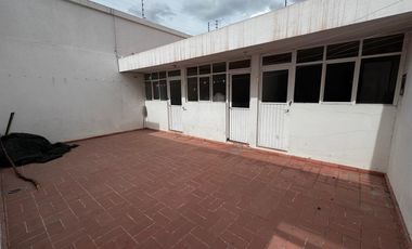 CASA DE USO COMERCIAL EN RENTA PEDRO MORENO LEÓN GUANAJUATO