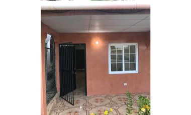 SE VENDE DOS CENTRICAS CASAS EN CHITRE