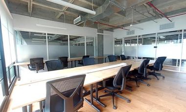 SE ARRIENDA OFICINA POBLADO
