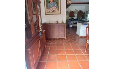 VENTA FINCA ANOLAIMA AMOBLADA