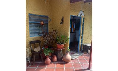 VENTA FINCA ANOLAIMA AMOBLADA