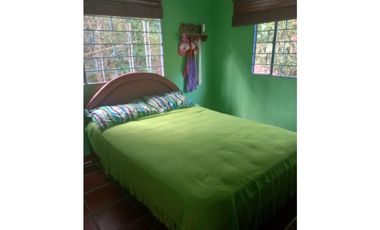VENTA FINCA ANOLAIMA AMOBLADA