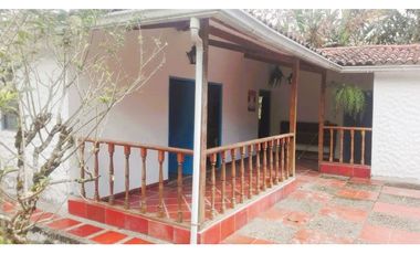 VENTA FINCA ANOLAIMA AMOBLADA