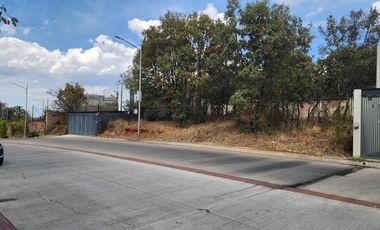 Terreno en Venta Bosque Monarca Avenida principal
