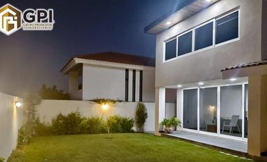 CASA EN VENTA DE 5 RECÁMARAS RESIDENCIAL EL MOLINO LEÓN GTO