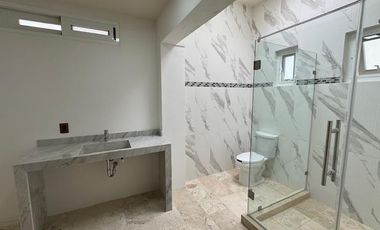 CASA EN VENTA DE 5 RECÁMARAS RESIDENCIAL EL MOLINO LEÓN GTO