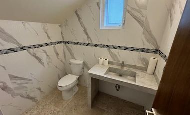 CASA EN VENTA DE 5 RECÁMARAS RESIDENCIAL EL MOLINO LEÓN GTO