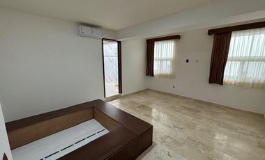 CASA EN VENTA DE 5 RECÁMARAS RESIDENCIAL EL MOLINO LEÓN GTO