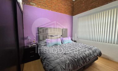 Casa de 3 niveles en Lomas de Guadalupe