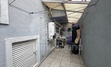 Casa de 3 niveles en Lomas de Guadalupe