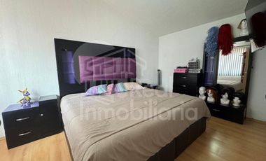 Casa de 3 niveles en Lomas de Guadalupe