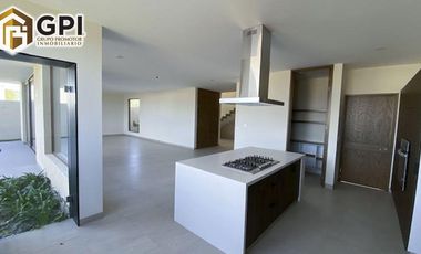 CASA EN VENTA RESIDENCIAL MOLINO & GOLF LEÓN GTO