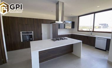 CASA EN VENTA RESIDENCIAL MOLINO & GOLF LEÓN GTO