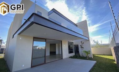 CASA EN VENTA RESIDENCIAL MOLINO & GOLF LEÓN GTO