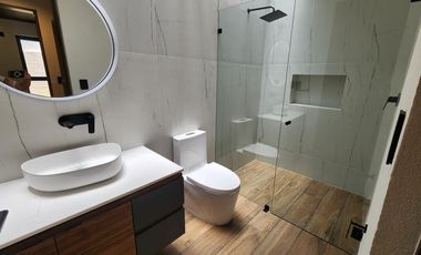Casa en  Venta en Club de Golf Altozano con Casa Club