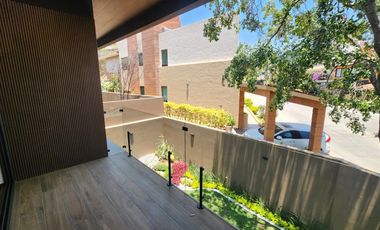 Casa en  Venta en Club de Golf Altozano con Casa Club