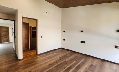 Casa en  Venta en Club de Golf Altozano con Casa Club