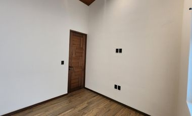 Casa en  Venta en Club de Golf Altozano con Casa Club