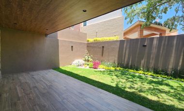 Casa en  Venta en Club de Golf Altozano con Casa Club