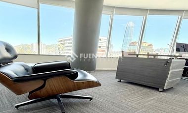 Oficina en Venta en Av. El bosque con Av. Tobalaba