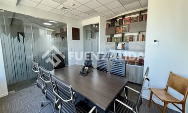 Oficina en Venta en Av. El bosque con Av. Tobalaba