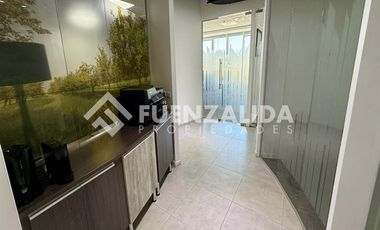 Oficina en Venta en Av. El bosque con Av. Tobalaba