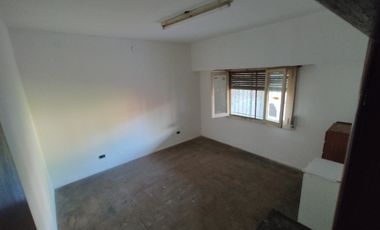 Casa para 2 Familias en venta en Monte Chingolo