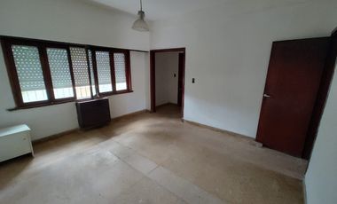 Casa para 2 Familias en venta en Monte Chingolo