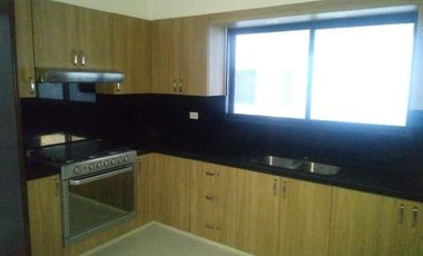CASA EN RENTA EN LOS NOGALES