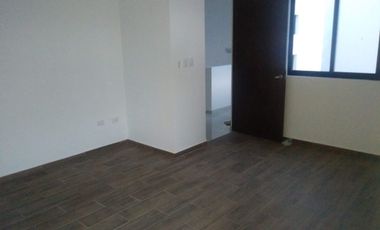 CASA EN RENTA EN LOS NOGALES
