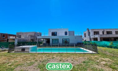 Casa en venta en Canning, Terralagos