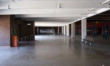 Nave Industrial - Jose Leon Suarez