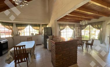 Venta casa  - Villa Mari Menuco, Neuquén Cap.
