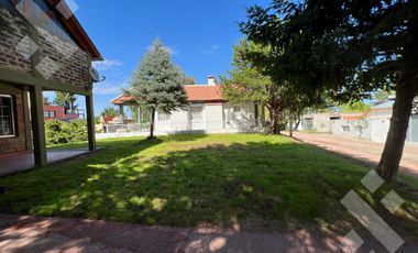 Venta casa  - Villa Mari Menuco, Neuquén Cap.